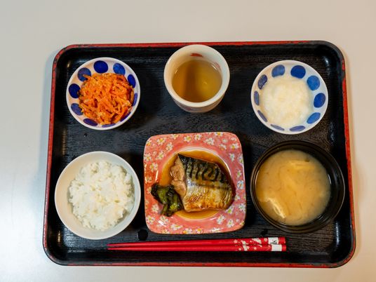 栄養バランスを考えた食事