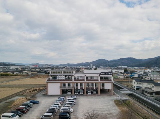 施設の外観