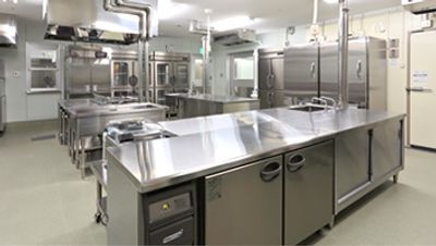 清潔なキッチン設備