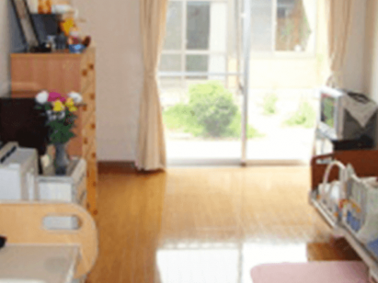 居室の明るい日差し