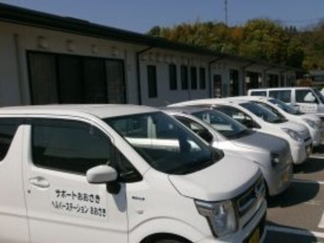 駐車場の建物外観  