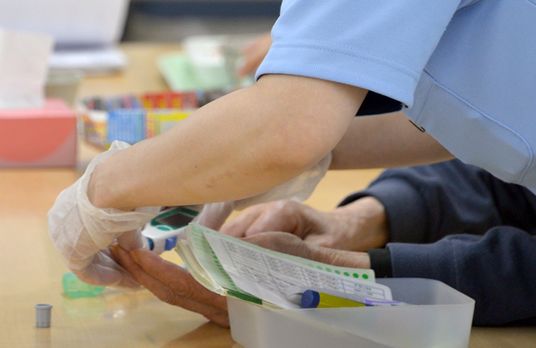 作業中の様子のテーブル