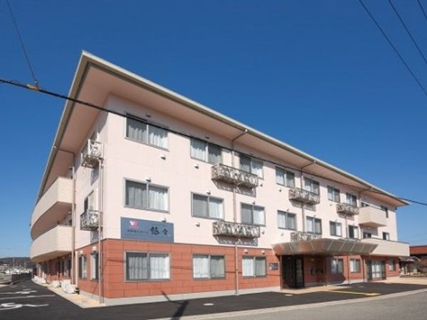 清潔感のある建物の外観