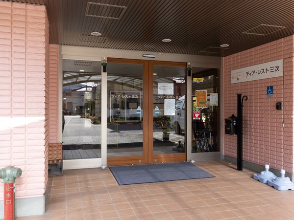 エントランス正面の景色