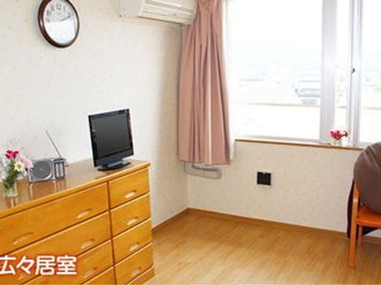 明るい居室  