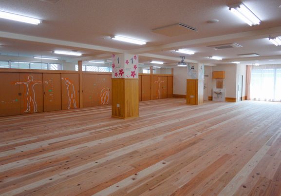 温かみある多目的室