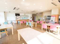 明るい多目的スペース