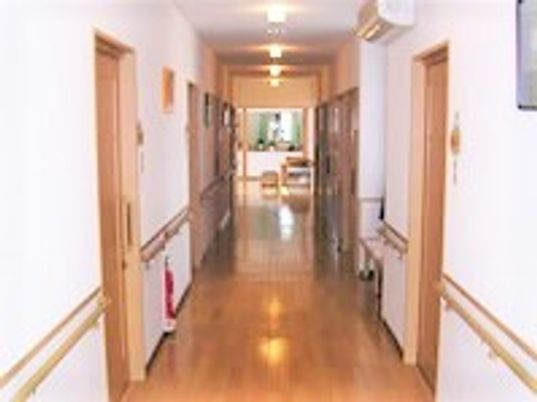 清潔感のある廊下