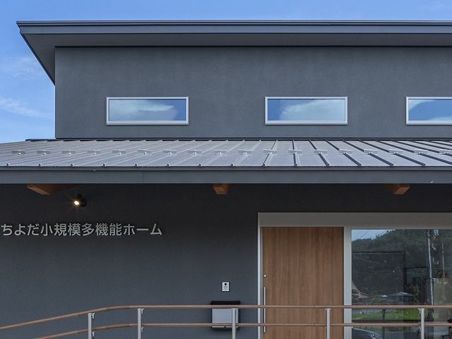 広がる外観と自然 外観 美しい自然に囲まれた建物の外観は、安心感と落ち着きをもたらします。