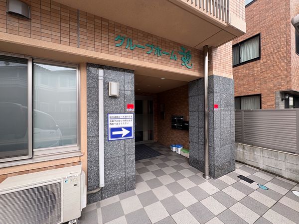 建物の入口  