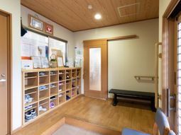 整頓されたエントランス