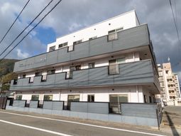 現代的な建物の外観