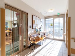 明るい廊下の様子