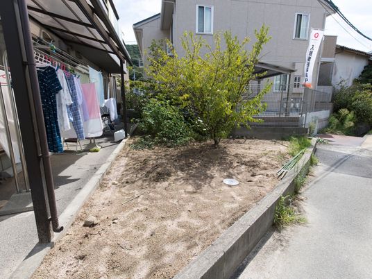 日当たりの良い中庭