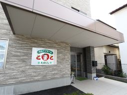 清潔感のあるエントランス