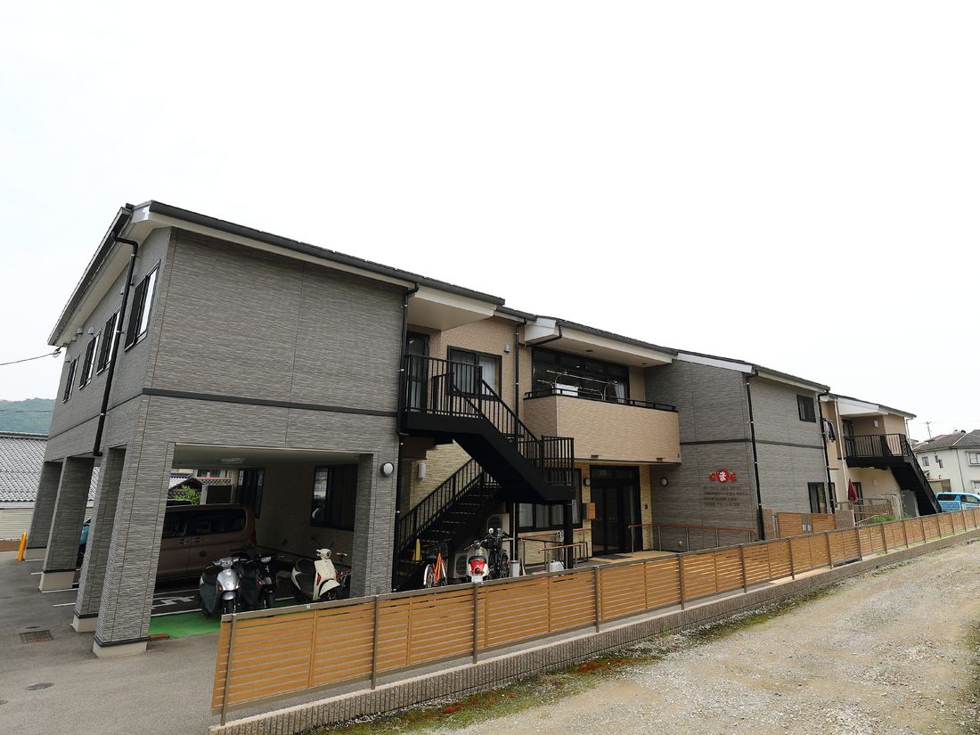4週8休 グループホーム とまとやすにし 広島市安佐南区 の介護職 ヘルパーの求人情報 正社員 未経験可 みんなの介護求人 4週8休 グループホーム とまとやすにし 広島市安佐南区 の介護職 ヘルパーの求人情報 正社員 未経験可 みんなの介護求人