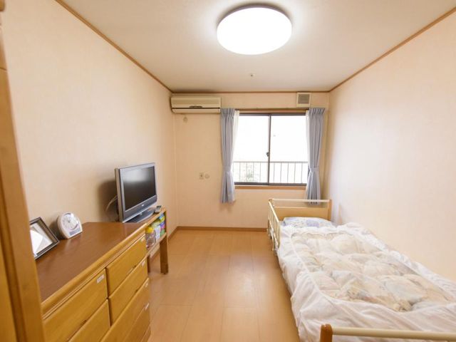 居心地の良い居室 居室 清潔感溢れる明るい居室で、ご入居者様の快適な毎日をサポートしませんか。