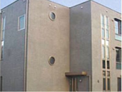 モダンな建物の外観