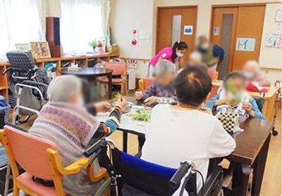 皆で作業する空間