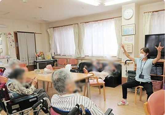 楽しげなラウンジ