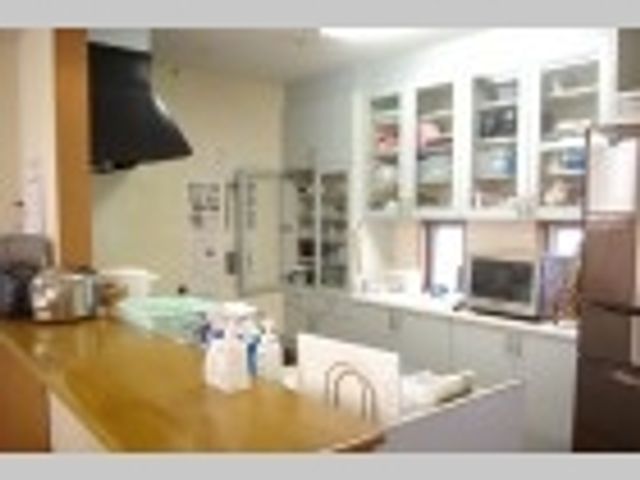 共有キッチンの一角 共用スペース 設備が充実した共用キッチンでは、調理を行なう喜びを感じていただけます。