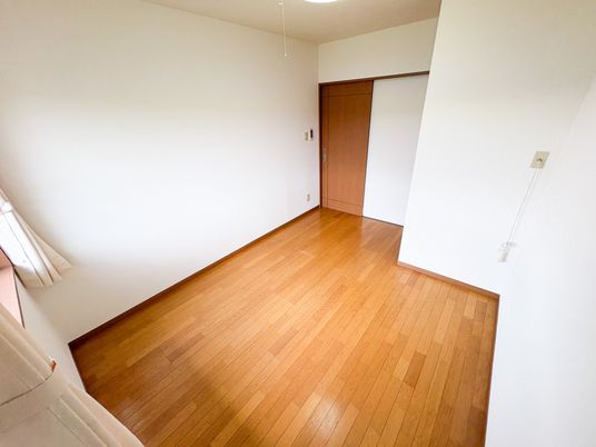 明るい部屋の居室