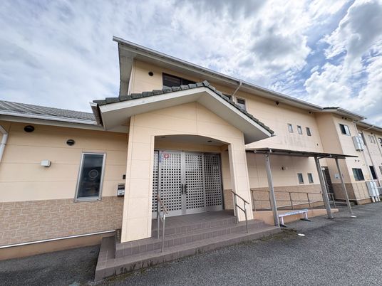 施設の外観