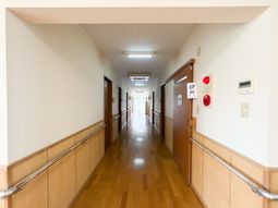 静かな廊下