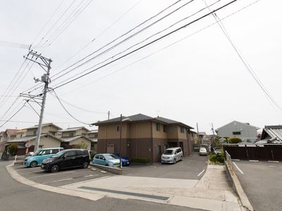 静かな住宅街の風景