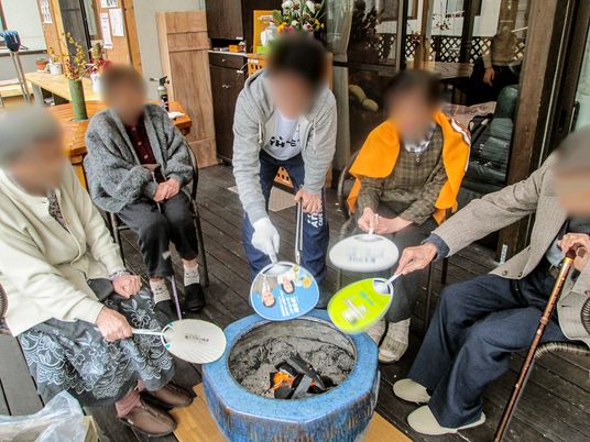 和やかな団欒の風景