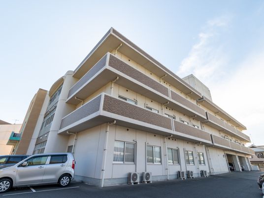 清潔感のある建物外観