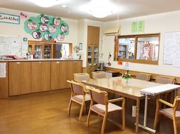 和やかな雰囲気のダイニング