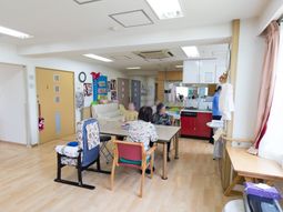 明るい共有スペース