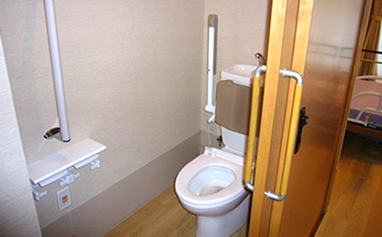 安全設備のあるトイレ