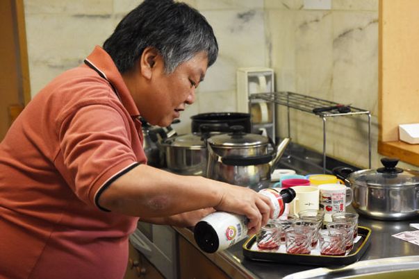 調理中の様子を見れるキッチン