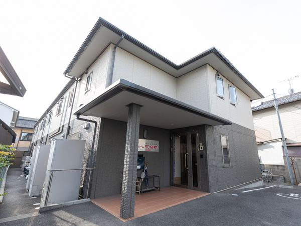 外観とエントランス