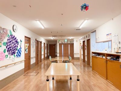 広々とした廊下