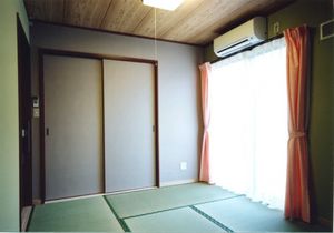 畳が敷かれた和室
