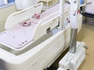 入浴介助用浴槽  