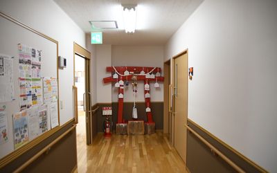防火設備の整った廊下
