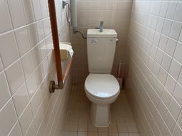 清潔なトイレ設備