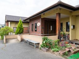 和風のエントランス風景