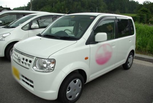 駐車された車