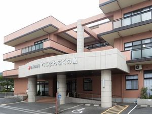 建物正面外観  