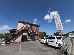 見晴らしの良い建物外観