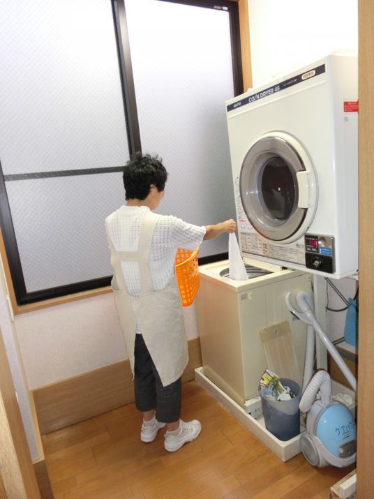 使用中のコインランドリー