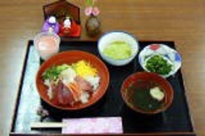 彩り豊かな和食の盛り付け