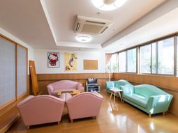 明るいリビングの一角