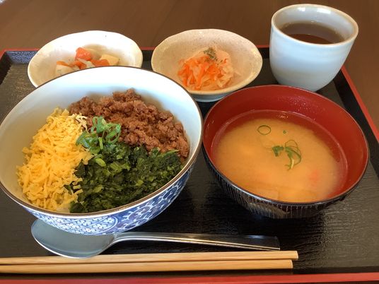 和風のバランス良い食事