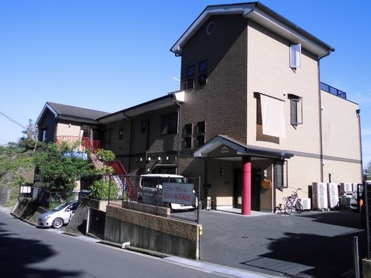 多階建ての外観